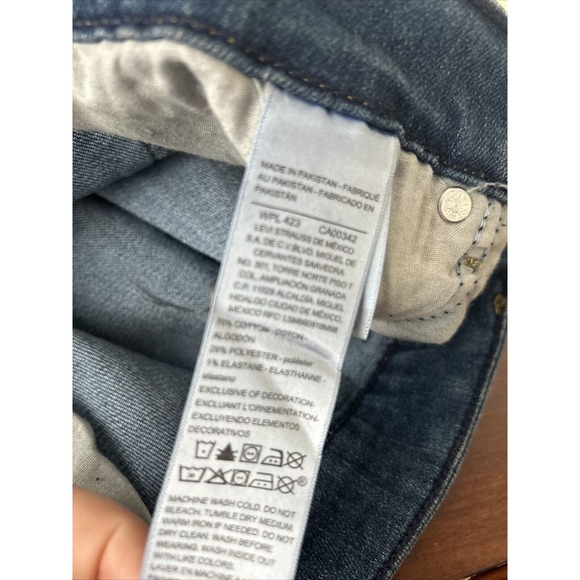 Signature by Levi Strauss & Co. Women's Mid Rise Bootcut Jeans 16L 38x34 NWT - Picture 5 of 9